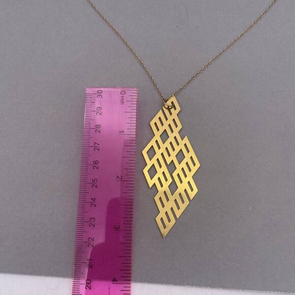 Brevity 14k Gold Filled Geometric Pendant Round Link Chain Grid Necklace - Picture 7 of 7